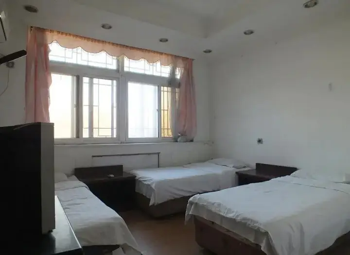 Пекин: Fuhongyuan Guesthouse