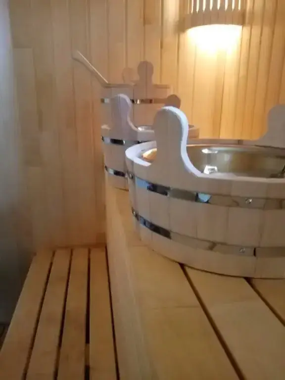 Гостилицы: Kottezhi Sova Komfort Na Prudah Guest House