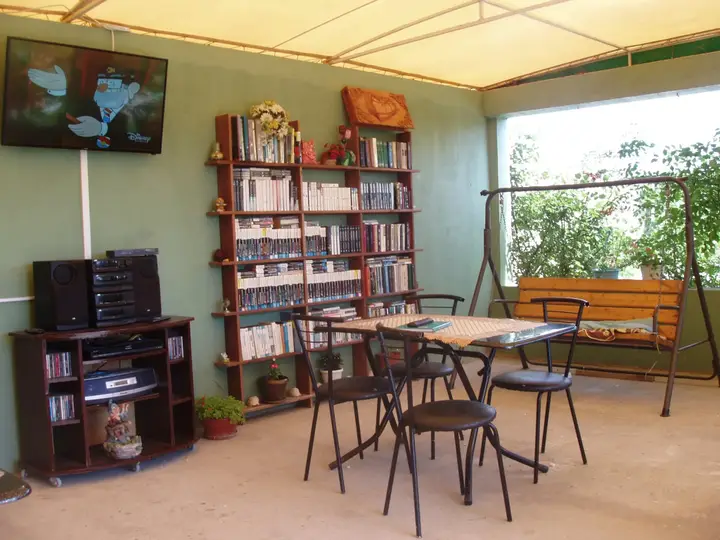 Николаевка: Izumrud Mini-Hotel