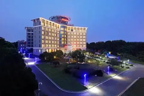Hampton by Hilton Wuhan Tianhe Airport East — фото 1