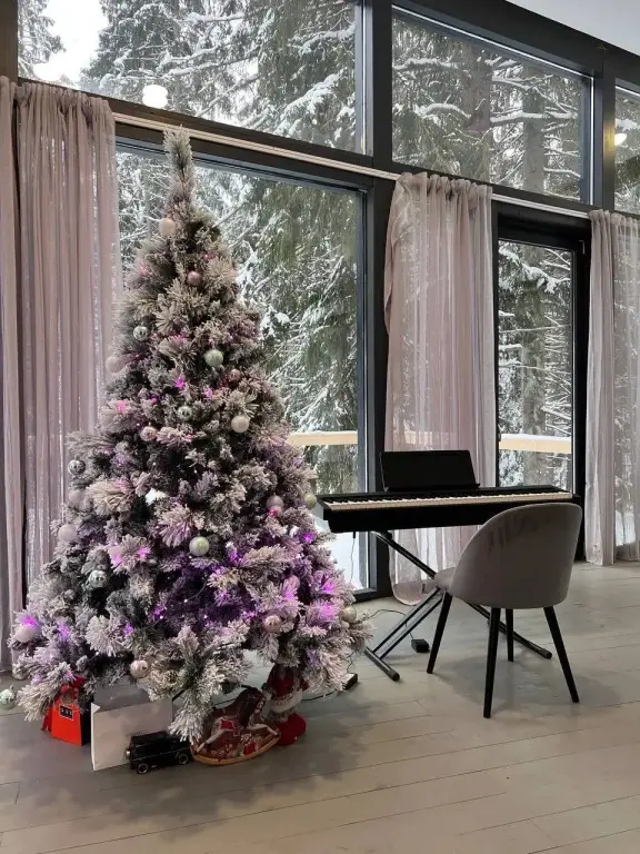 Ильичево: 200 M2 Na Uchastke 15 Sotok Cottage