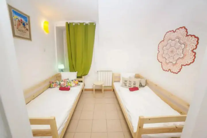 Санкт-Петербург: Velohostel Marata