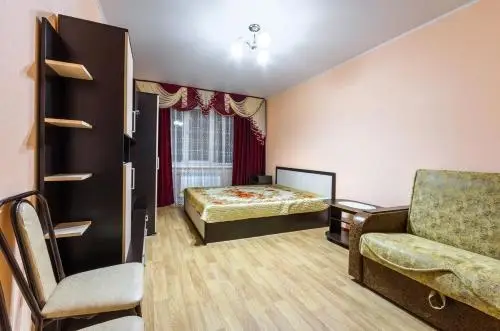 Воронеж: Apartments Na Perevertkina 1/3