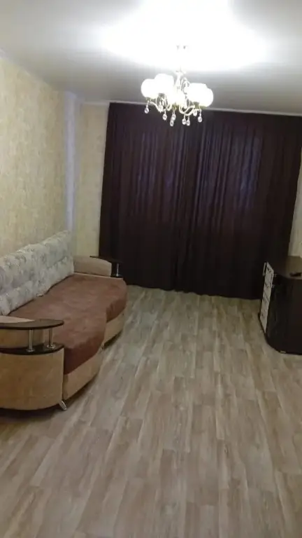 Междуреченск: Апартаменты на проспекте 50 лет Комсомола