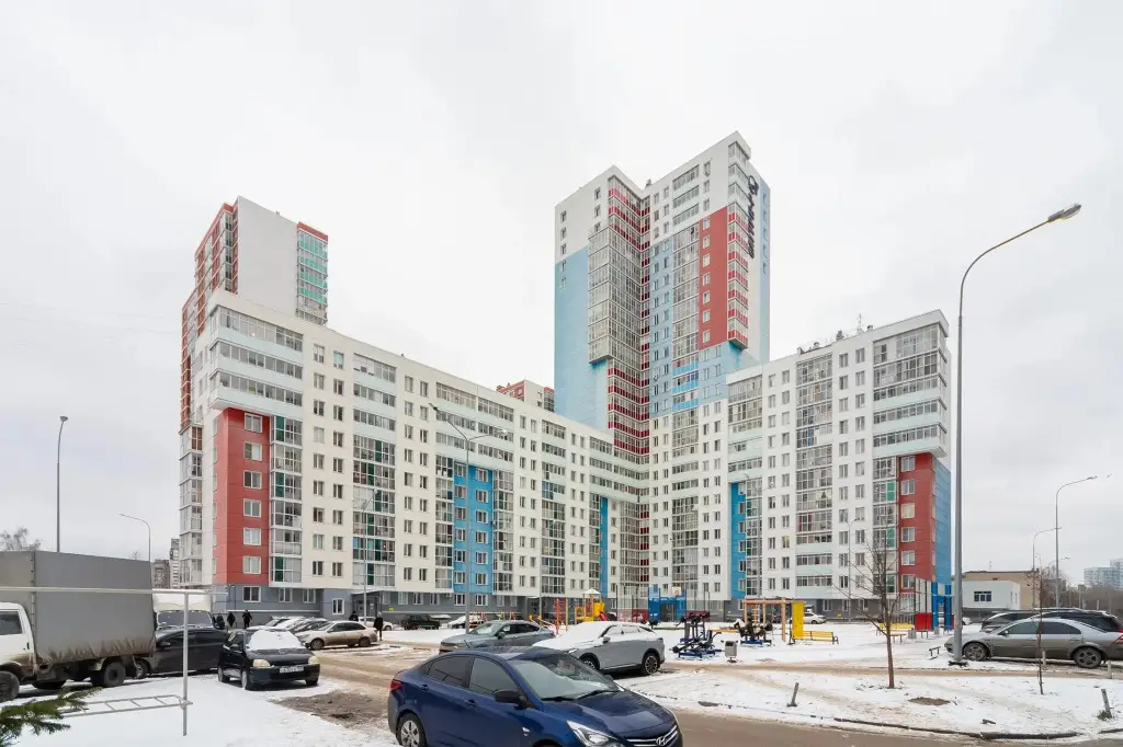 Пермь: Апартаменты с Балконом на Полевая 10