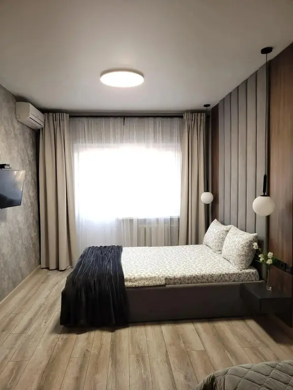 carousel image 5