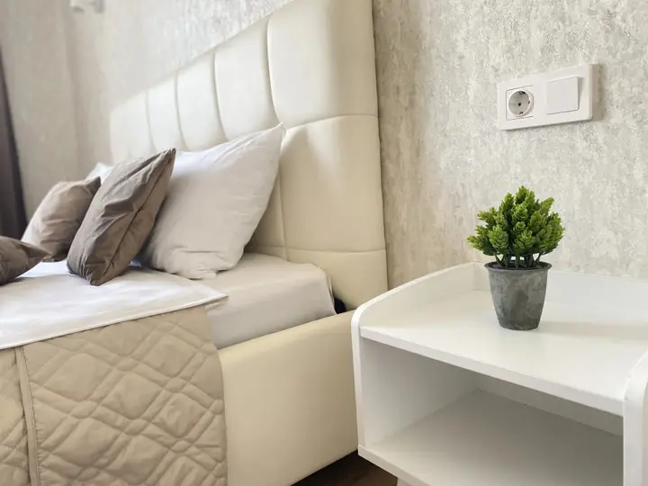 Саранск: Апартаменты 1-комн квартира 41 кв.м. В ЦЕНТРЕ ул. Полежаева д.92