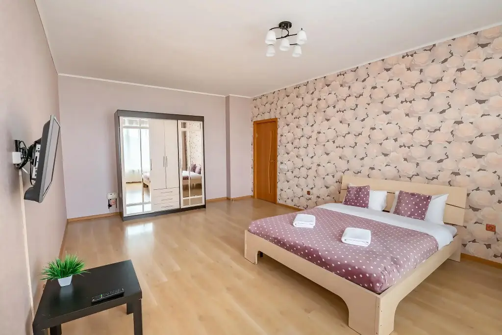 Владивосток: OGNI Apartments на улице Светланская