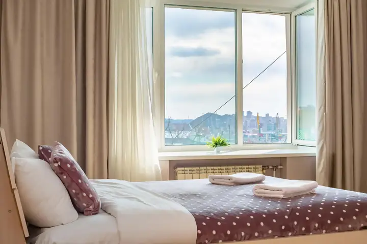 Владивосток: OGNI Apartments на улице Светланская