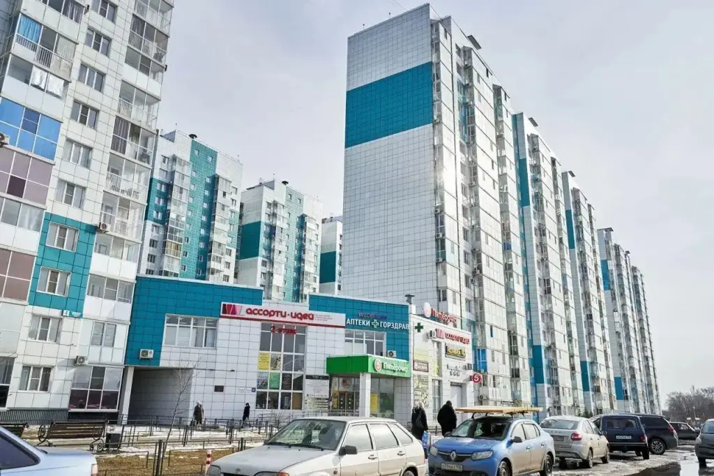 Апартаменты на улице Адмирала Чурсина 4 — фото 1
