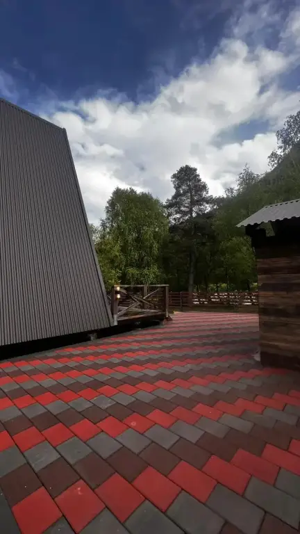 Эльбрус: Гостевой Дом River House