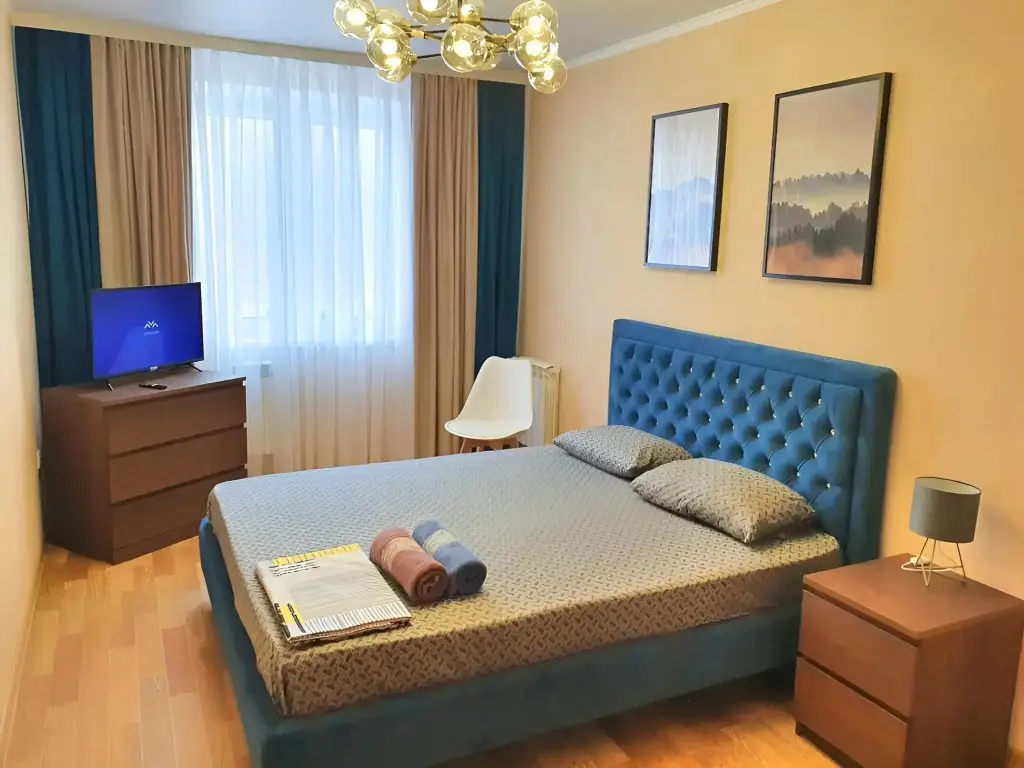 Альметьевск: Квартира Виталий HouseRent Трёхкомнатная по ул. Рината Галеева,35