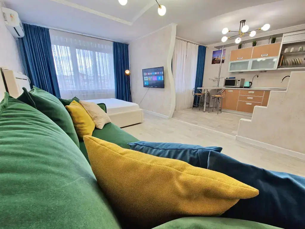 Альметьевск: Квартира Виталий HouseRent Однокомнатная студия по ул. Ленина,104Б