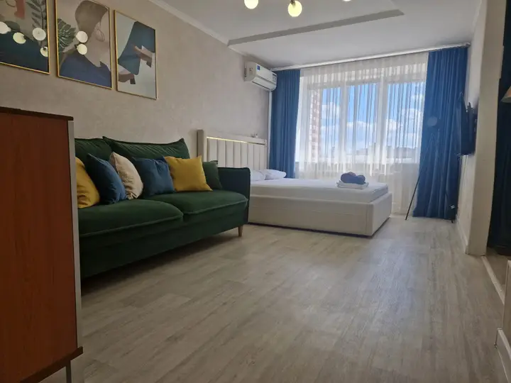 Альметьевск: Квартира Виталий HouseRent Однокомнатная студия по ул. Ленина,104Б