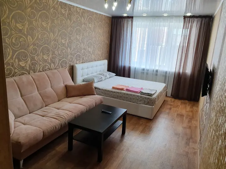 Альметьевск: Квартира Виталий HouseRent Однокомнатная по ул. Ленина,104Б