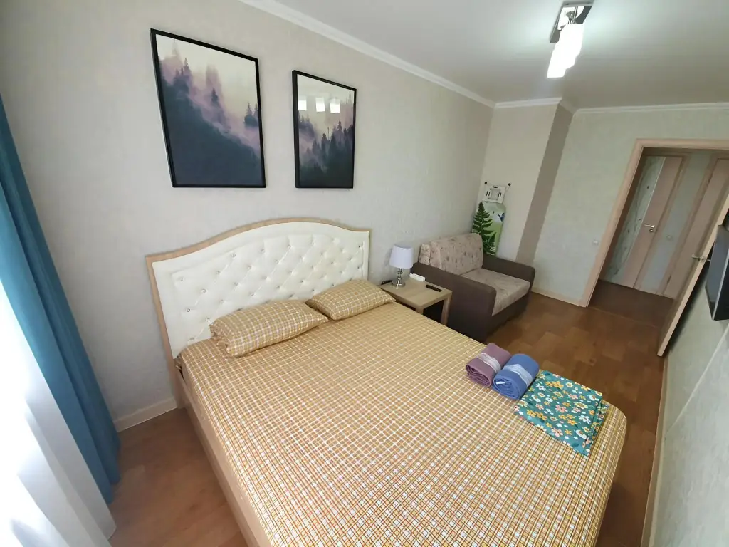 Альметьевск: Квартира Виталий HouseRent Двухкомнатная по ул. Мира, 17