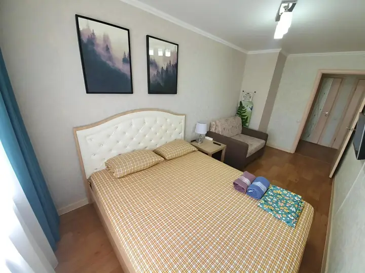 Альметьевск: Квартира Виталий HouseRent Двухкомнатная по ул. Мира, 17