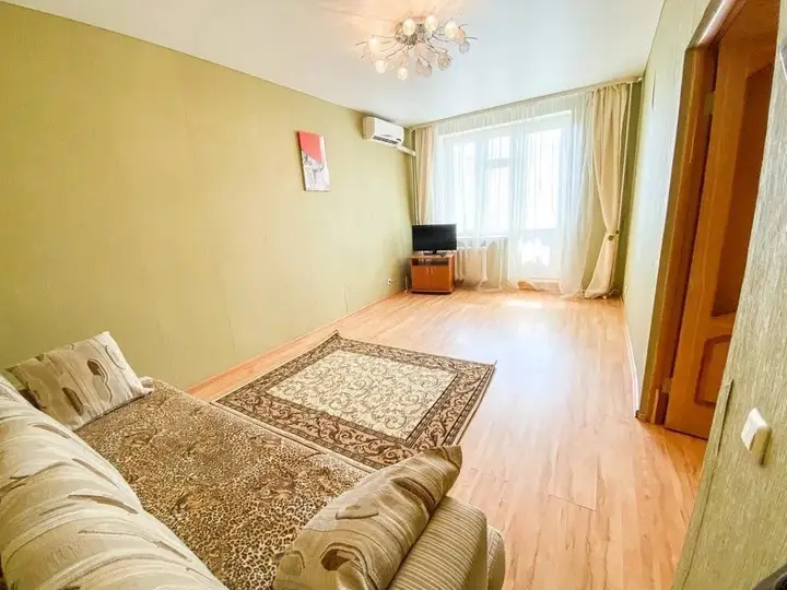 Уфа: Квартира на Софьи Перовской, 48/1