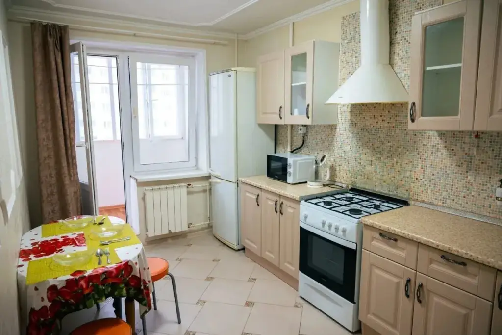 Уфа: Квартира на Габдуллы Амантая, 4