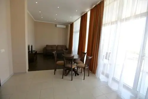 Красная Поляна: Real Apartments on Bulvar Nadezhd