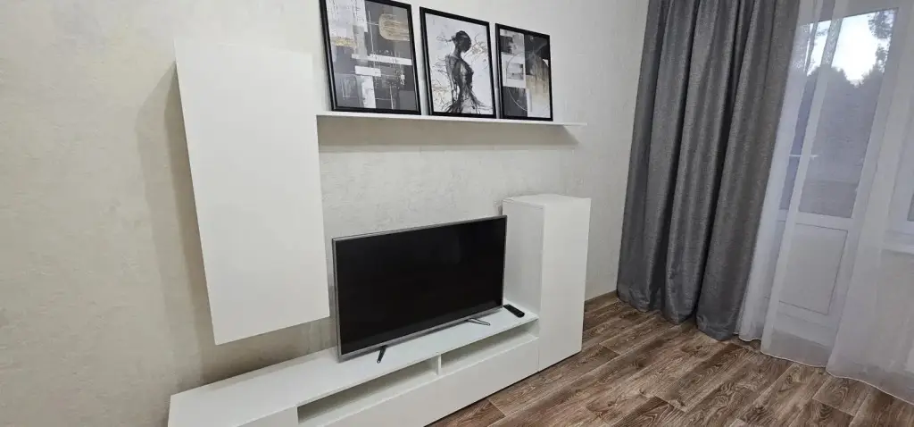 Орел: Apartamenty Avrora ul. Generala Rodina 68. 1 etazh