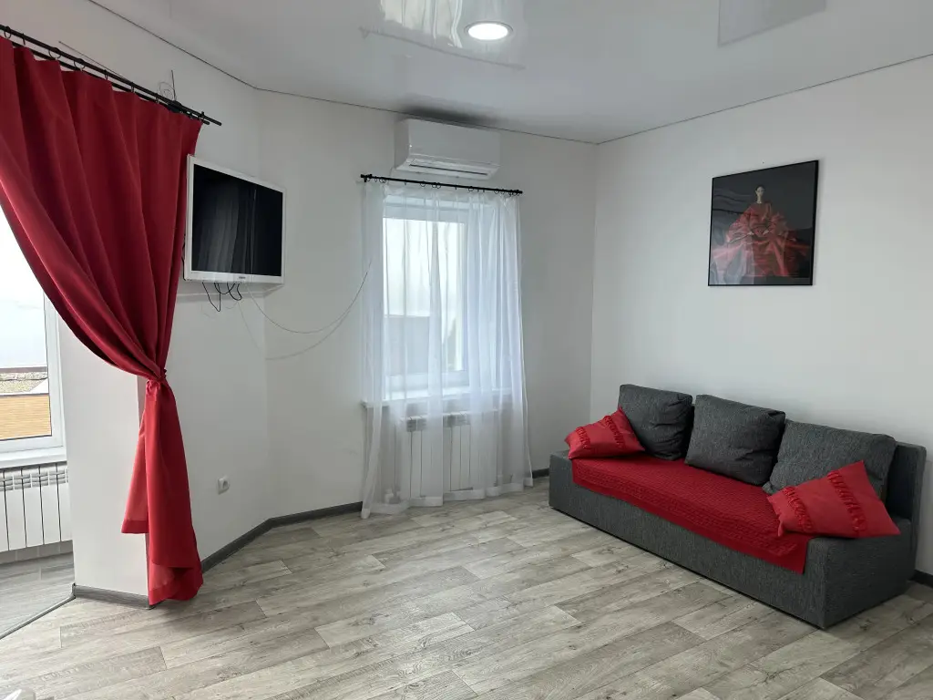 Владивосток: Dvukhetazhnye S Vidom Na More Apartments