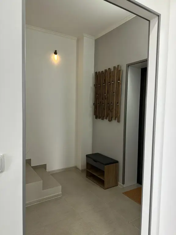 Владивосток: Dvukhetazhnye S Vidom Na More Apartments