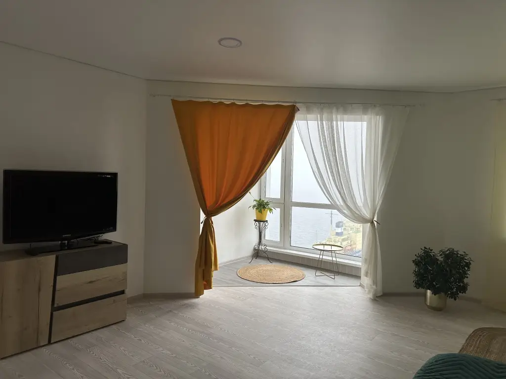 Владивосток: Dvukhetazhnye S Vidom Na More Apartments