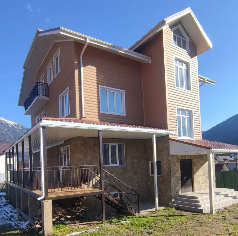 Архыз: Гостевой дом Peak House