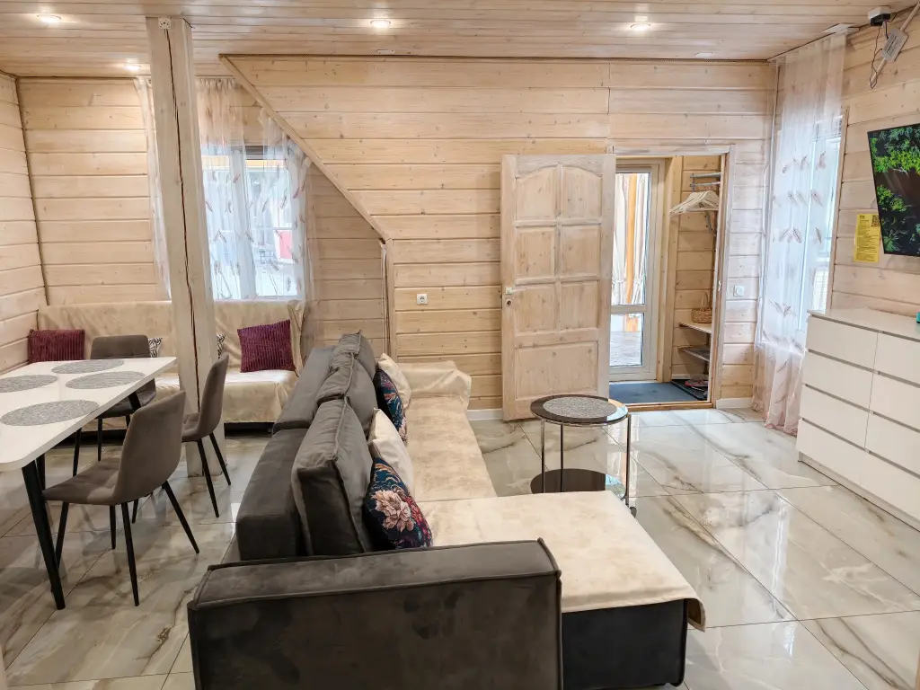 Рощино: Частный дом Lux 130 кв.м в сосновом лесу на берегу озера в Рощино