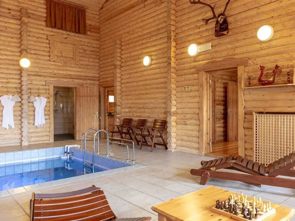 Шуйская чупа: Shuyskaya Chupa Resort Village