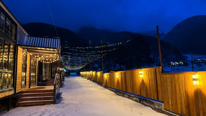Архыз: Гостевой дом Bulvar Village