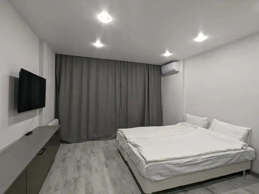Самара: Апартаменты RentHome студия Грей на Южном шоссе у ТЦ Амбар