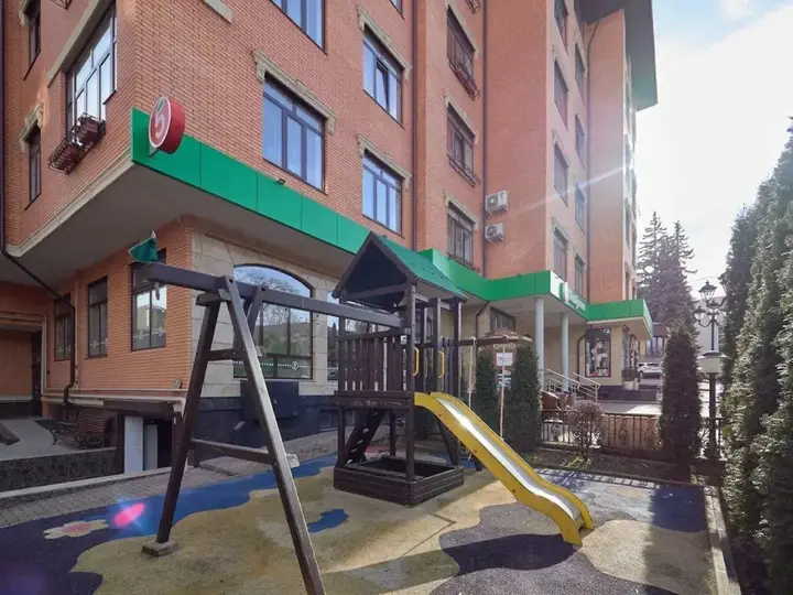 Кисловодск: Квартира в центре у Каскадной лесницы элитный закрытый двор