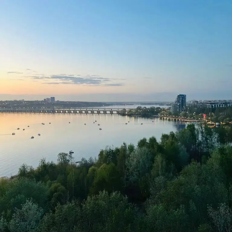Воронеж: Квартира Видовая с дизайнерским ремонтом