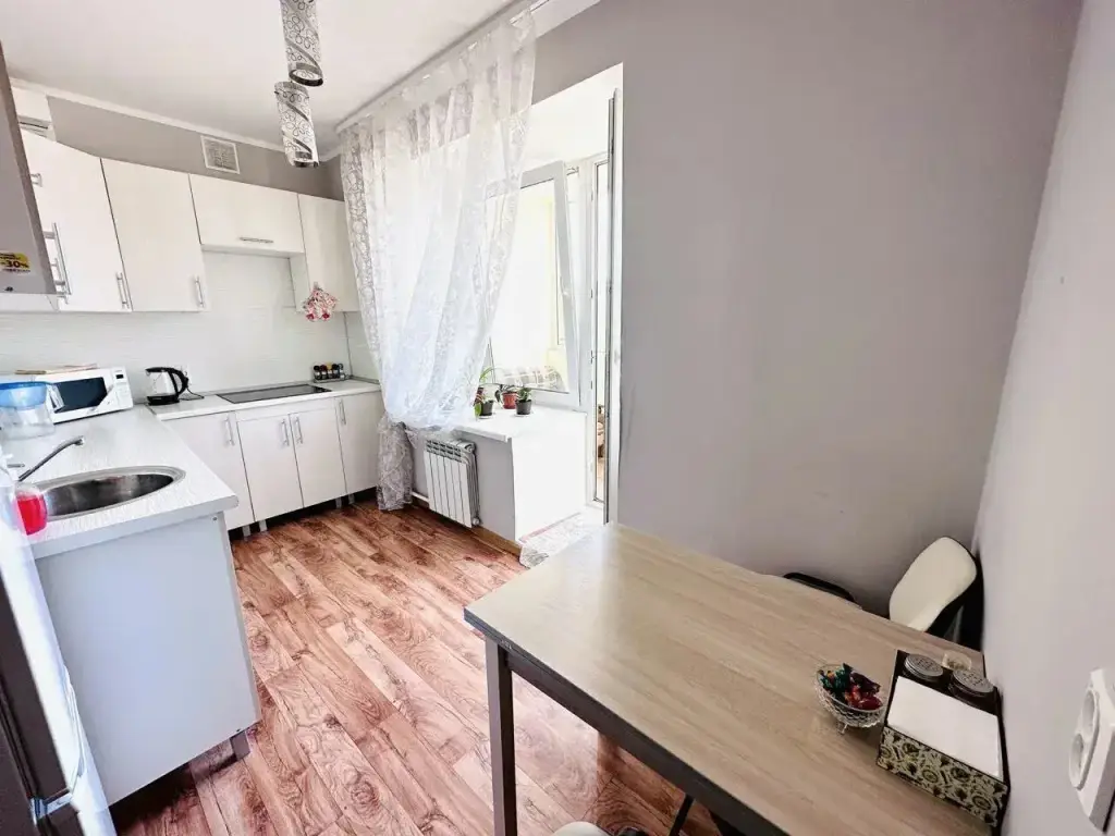 Саранск: Odnokomnatnaya 44M2 Flat