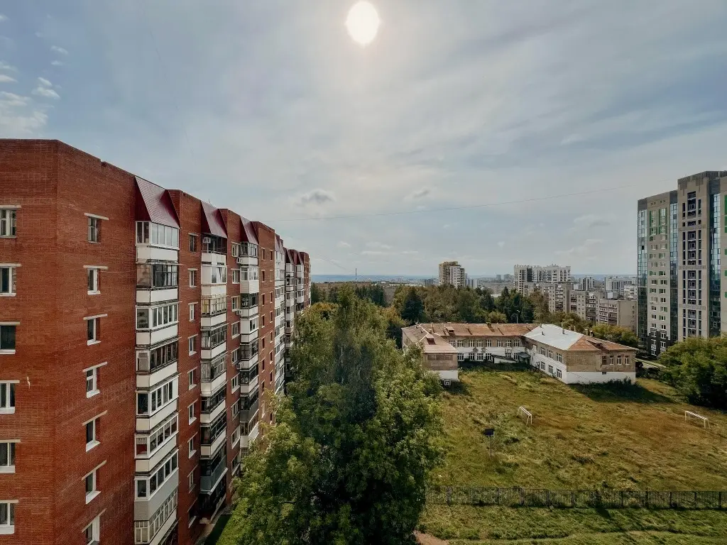 Ижевск: Апартаменты Privi House на улице Ипподромная 17