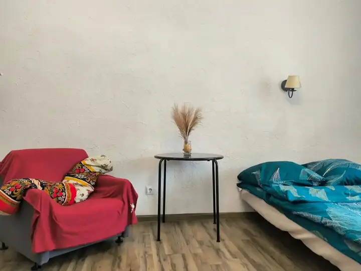 Омск: Studiya, 28 M², 2 Krovati Flat