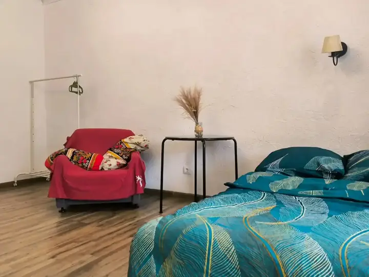 Омск: Studiya, 28 M², 2 Krovati Flat