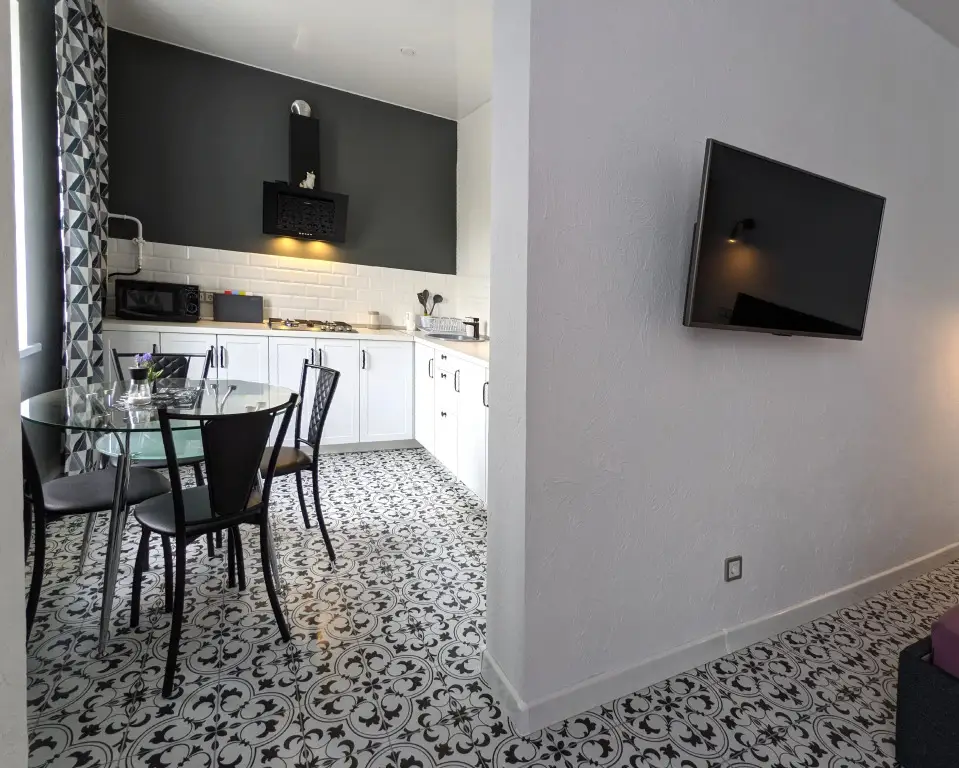 carousel image 1