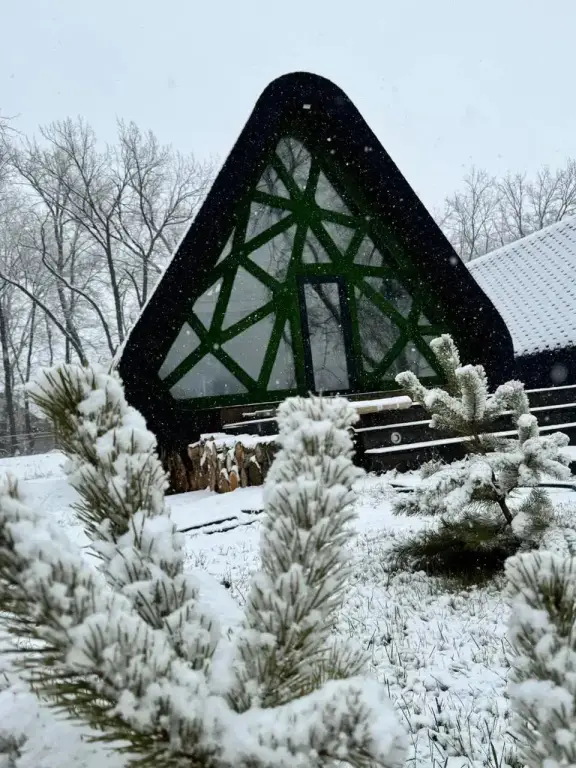 Энгельс: База отдыха Робинзон Eco Village