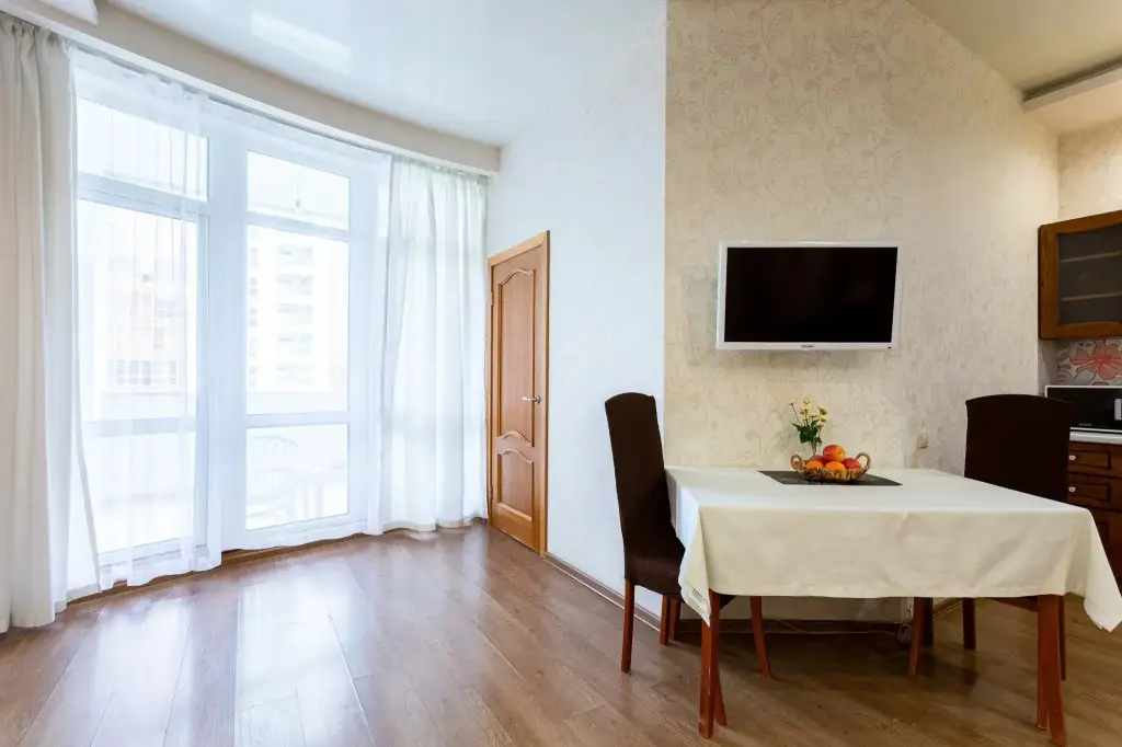 Сочи: Prostornaya V Tsentre Sochi Na Pervomayskoy Ulitse Flat