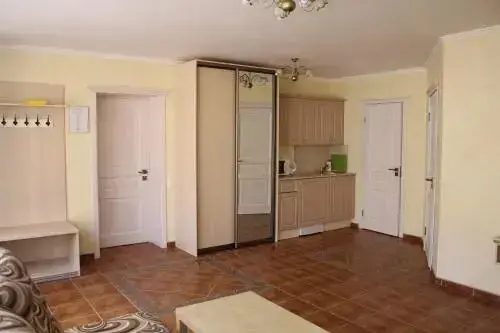 Агой: Assol Guest House