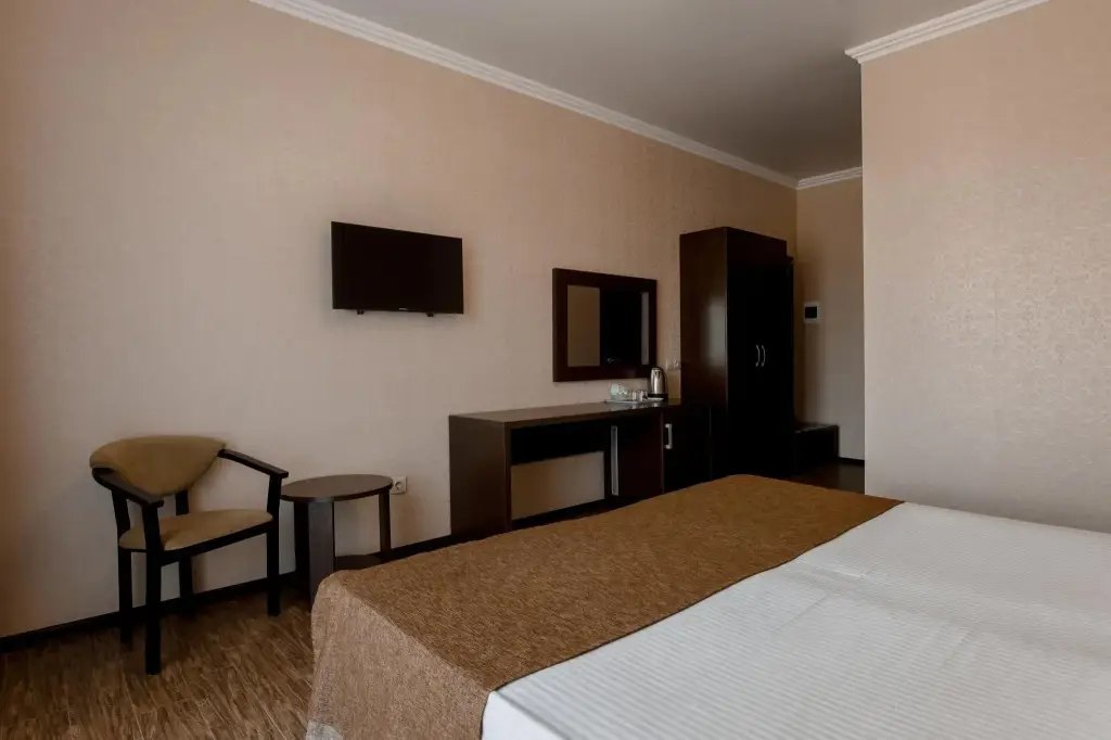 Новомихайловский: Golden Resort (Голден Резорт)