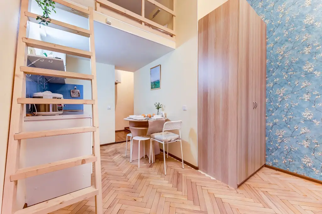 Sukhaparina: Апартаменты In Big City Kazanskaya Студия 5