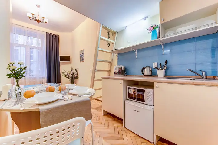 Sukhaparina: Апартаменты In Big City Kazanskaya Студия 5