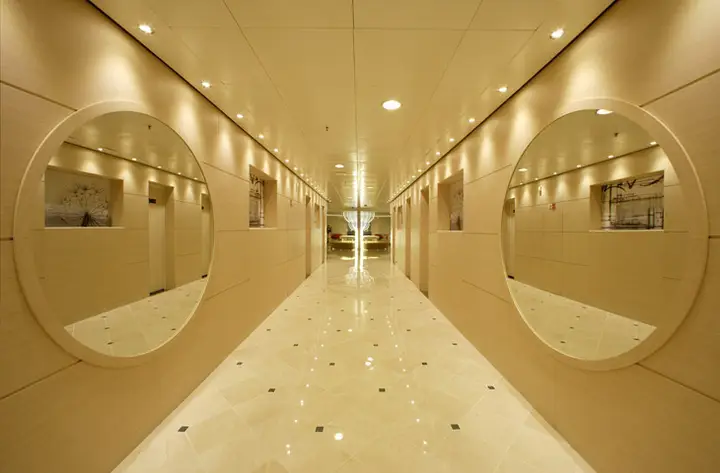Сочи: Grand Holiday Cruise Ship