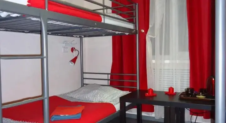 Архангельск: Hostel na Vologodskoi (former Teremok)