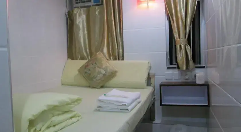 Angel Guest House (13/F & 14/F) — фото 1
