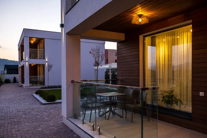 Орлиное: Eleso Guest house